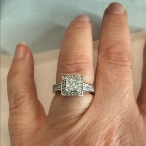 Elegant Sterling Silver QVC diamonique Women's Ring size 6